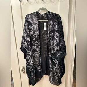 NWT Torrid Embellished Burnout Ruana